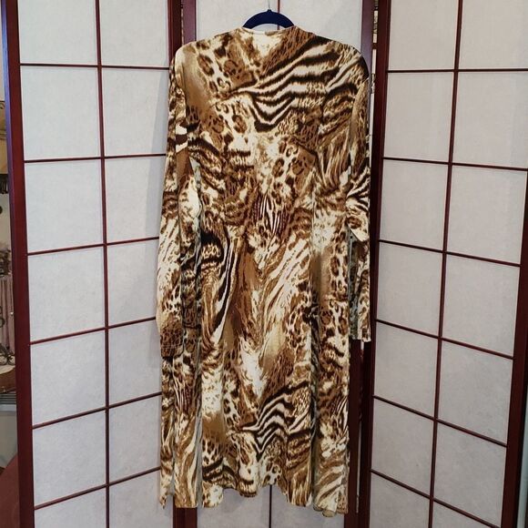 Soft Focus Open-faced Leopard Print Cardigan - Picture 5 of 8